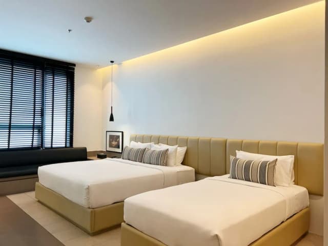 Theatre Residence-Nitarn Family Room-4