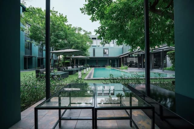 Theatre Residence-Lakorn Poolside-1