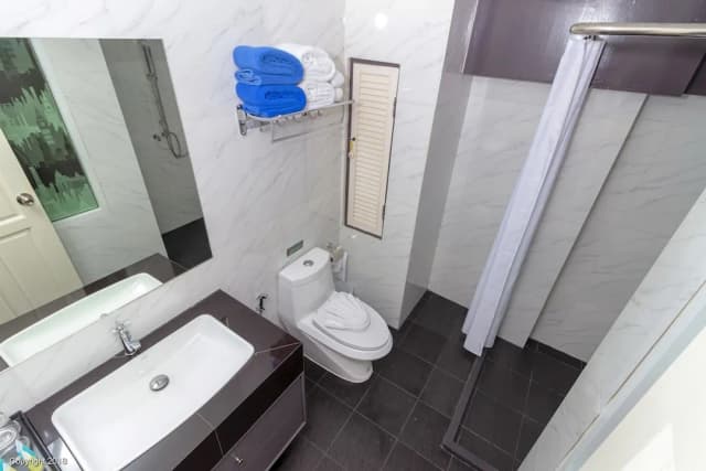 모던 리빙 호텔-King Suite-13