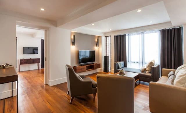 Marine Beach Hotel Pattaya-Marine Presidential Suite-8