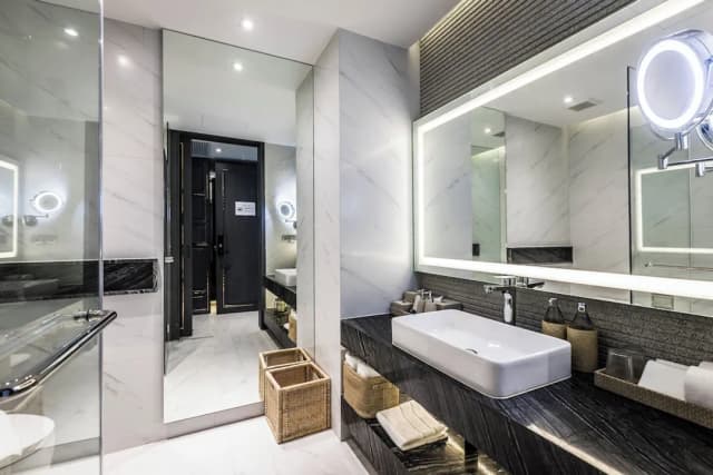 Wyndham Grand Nai Harn Beach Phuket-Deluxe Room, 2 Twin Beds, Non Smoking-5