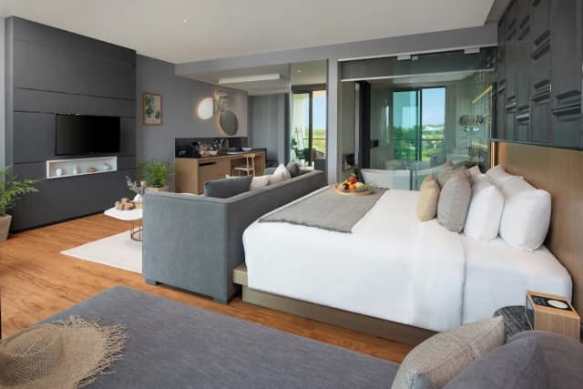 Wyndham Grand Nai Harn Beach Phuket-Studio Suite, 1 King Bed, Non Smoking-2