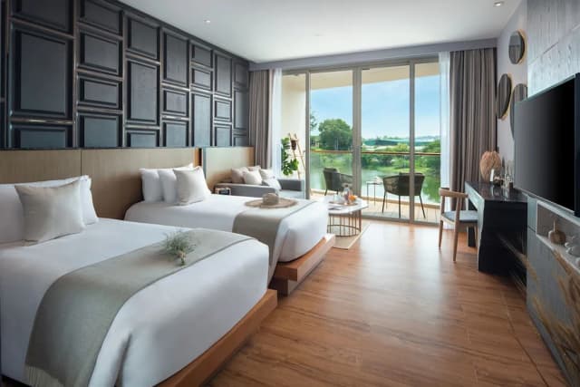 Wyndham Grand Nai Harn Beach Phuket-Deluxe Room, 2 Twin Beds, Non Smoking, Lagoon View-1