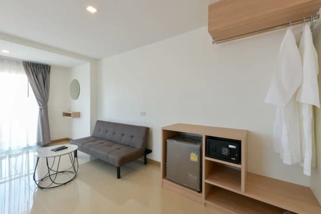 아이리스 팰리스-디럭스 더블룸-2