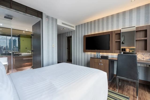 ザ コンチネント ホテル スクンビット - アソーク BTS バンコク-Continent Skyline King Room-15