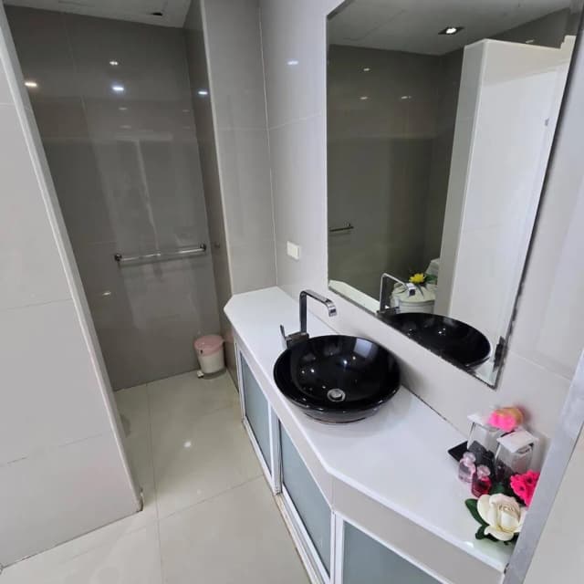 Cozy Resort, A Boutique Hotel-Classic Room, 1 King Bed, Pool View-7