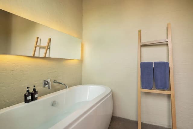 Sunday Sea Two Pool Villa Pattaya-Superior Pool Villa-12