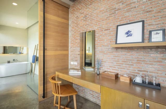 Sunday Sea Two Pool Villa Pattaya-Superior Pool Villa-10