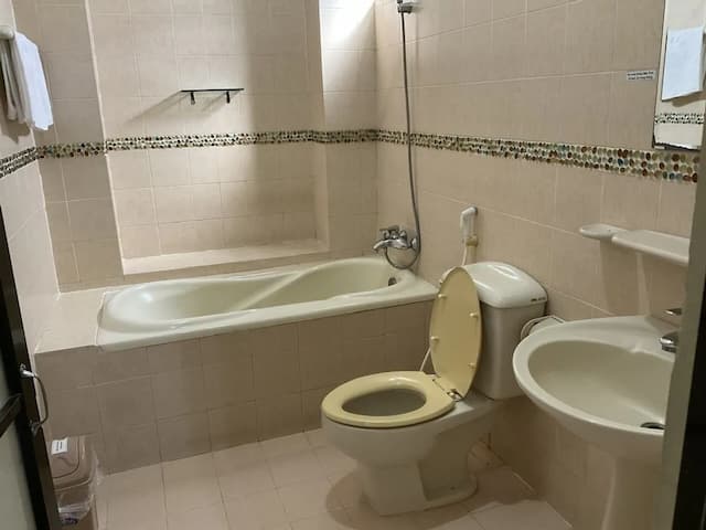 Minh Chau Hotel-Suite-12