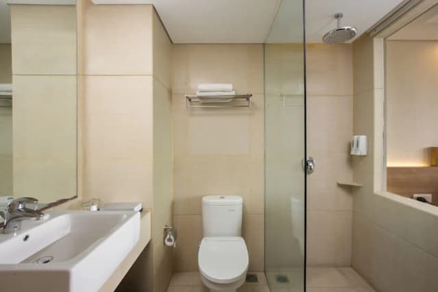 파라곤 호텔 스미냑-디럭스룸, 발코니 (Room Only)-4