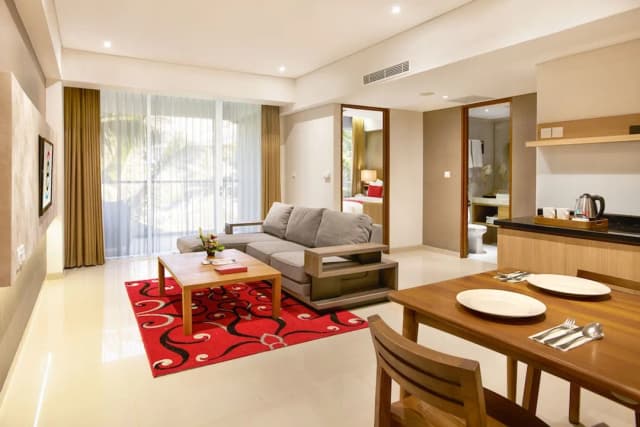 라마다 앙코르 바이 윈덤 스미냑 발리-패밀리룸, 침실 3개, 수영장 전망-1