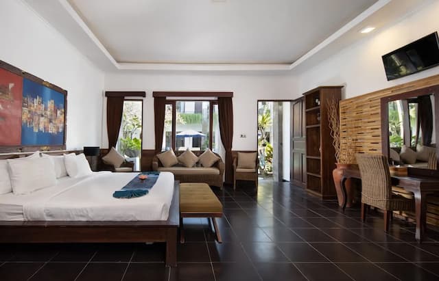 Ubud Raya Boutique Hotel-Deluxe Double or Twin Room with Pool View and Free Benefits-1