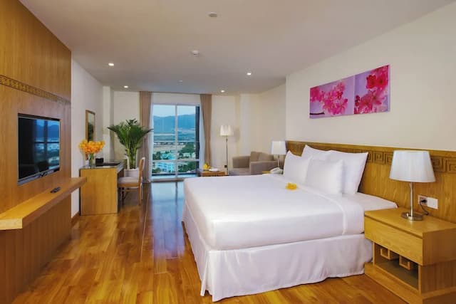 로사카 나트랑 호텔-이그제큐티브 스위트, 침실 1개, 욕조-6