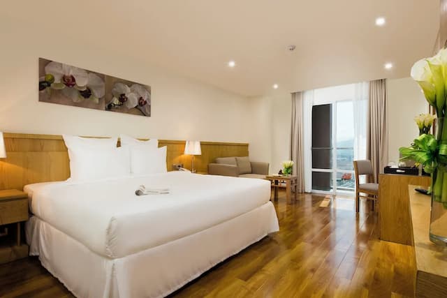 로사카 나트랑 호텔-이그제큐티브 스위트, 침실 1개, 욕조-5