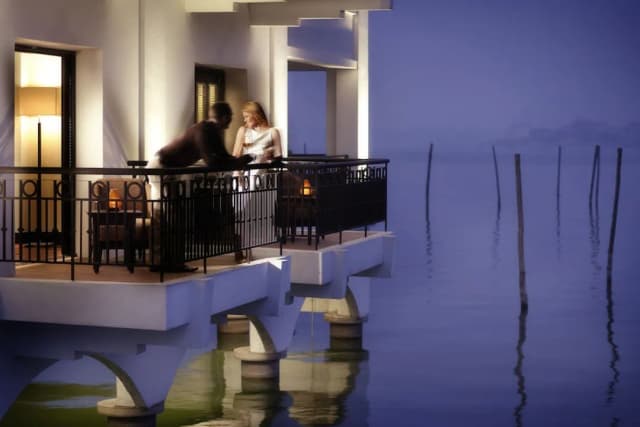 인터컨티넨탈 하노이 웨스트레이크 바이 IHG-클래식룸, 킹사이즈침대 1개, 시내 전망, 수상-6