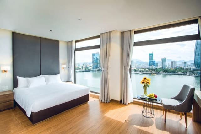 Glamour Hotel Da Nang-Sunshine Room-3