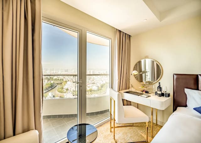 La Vela Saigon Hotel-La Vela Deluxe Twin Room-5