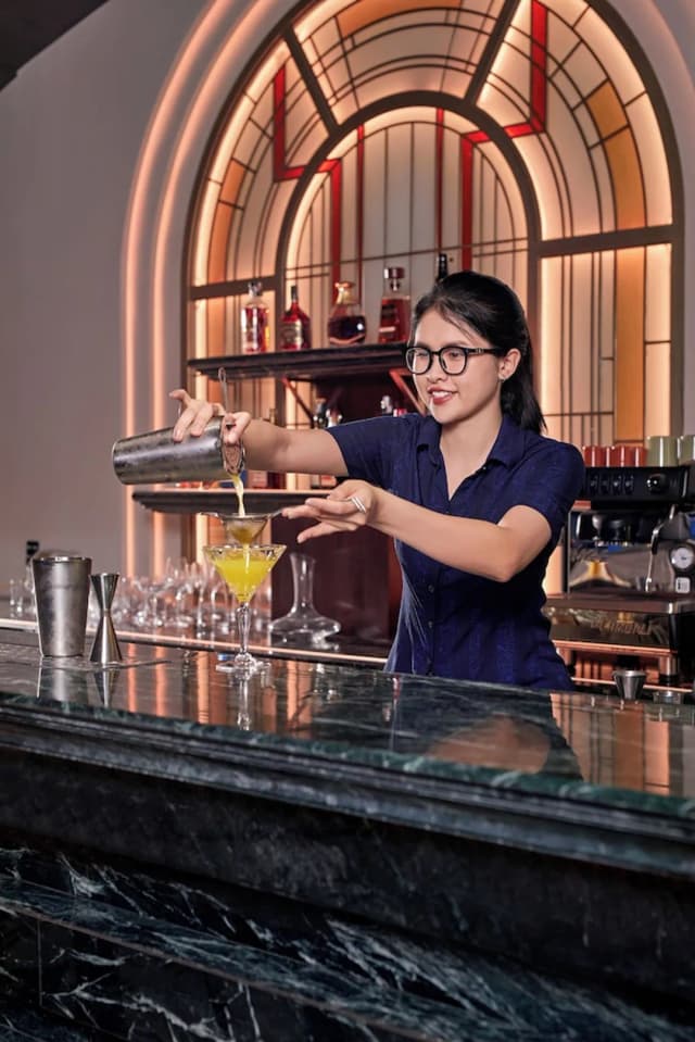 뫼벤픽 호텔 하노이 센터-프리미엄룸, 킹사이즈침대 1개 (Complimentary Daily Chocolate Hour)-3