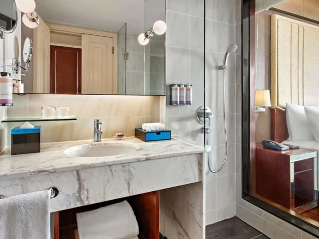 뫼벤픽 호텔 하노이 센터-클래식 트윈룸, 싱글침대 2개 (Complimentary Daily Chocolate Hour)-8