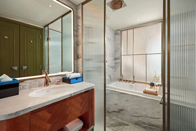 뫼벤픽 호텔 하노이 센터-이그제큐티브룸, 킹사이즈침대 1개, 클럽 라운지 이용 (Complimentary Daily Chocolate Hour)-3