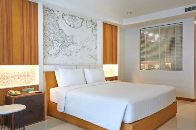 Welcome World Beachfront Resort-Deluxe Double-2