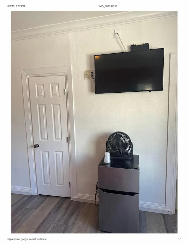 Hollywood Roxy Hotel-Room-11