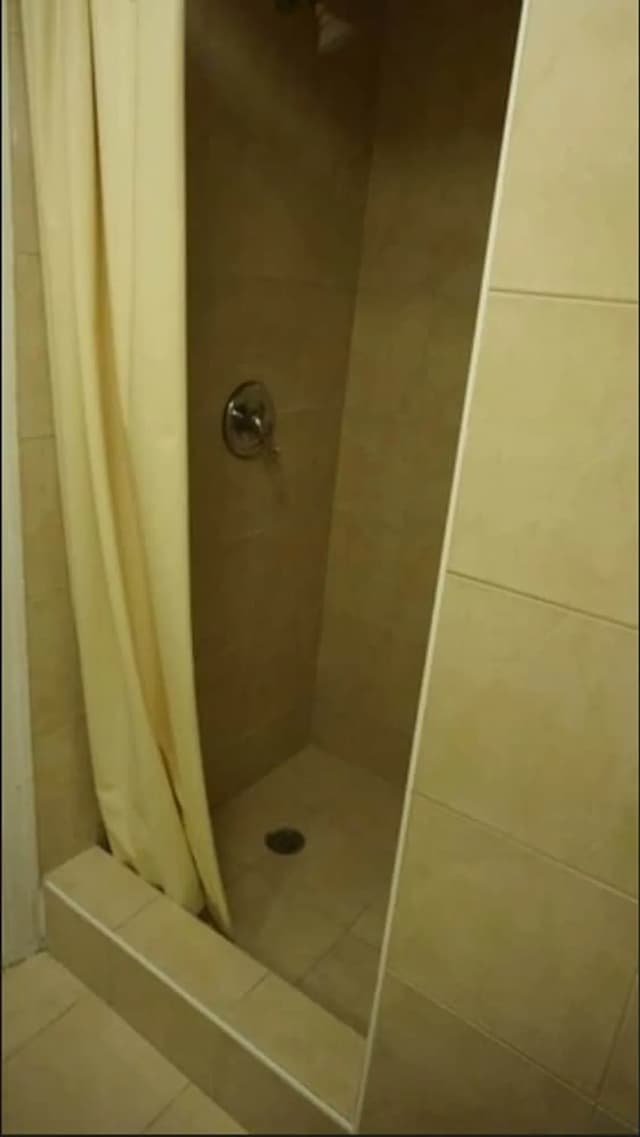 Hollywood Roxy Hotel-Room-6