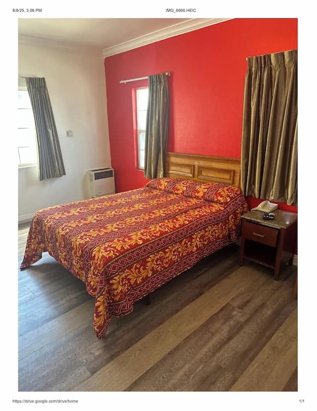 Hollywood Roxy Hotel-Room-8