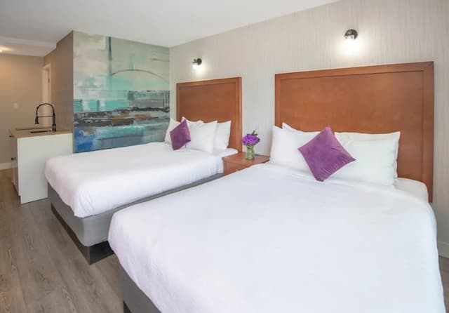 Coast Metro Vancouver Hotel-Room, 2 Queen Beds, Kitchenette (Coast)-3