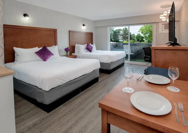 Coast Metro Vancouver Hotel-Room, 2 Queen Beds, Kitchenette (Coast)-1