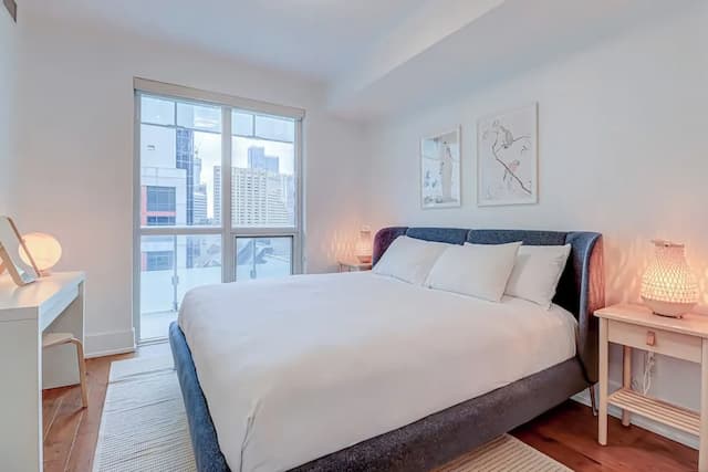 Life Suites Loft - CN Tower-Executive Condo, 3 Bedrooms, Non Smoking, City View-12