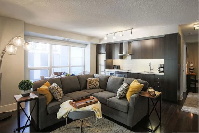 Life Suites Loft - CN Tower-Executive Condo, 3 Bedrooms, Non Smoking, City View-8