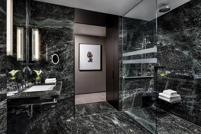 더 해즐턴 호텔 토론토-디럭스룸, 킹사이즈침대 1개, 장애인 지원-1