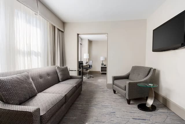 Holiday Inn Express Chicago - Magnificent Mile by IHG-Suite, 1 King Bed with Sofa bed-1