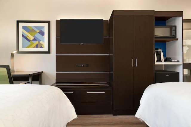 ホリデイ イン エクスプレス ジャマイカ - JFK エアトレイン - NYC by IHG-スタンダード ルーム クイーンベッド 2 台-2