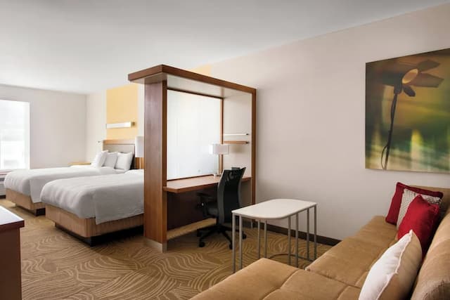 SpringHill Suites Los Angeles Burbank/Downtown-Studio, Multiple Beds (Mobility Accessible, Tub)-1