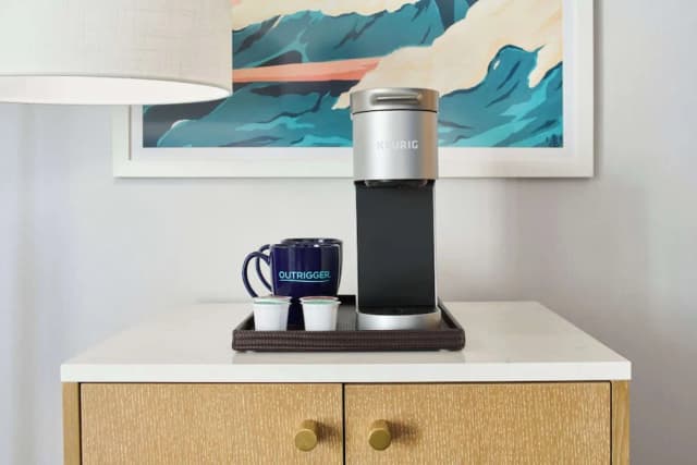 OUTRIGGER Waikiki Paradise Hotel-Room, 1 Queen Bed-3