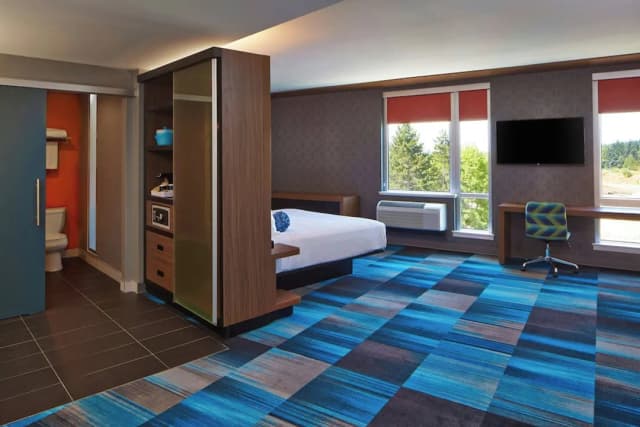 Aloft by Marriott Seattle Redmond-Room, 1 King Bed-1