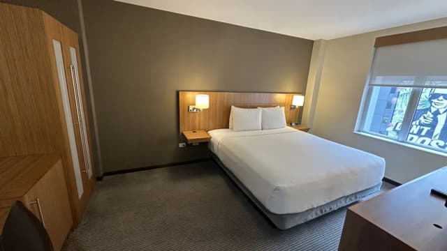 Hyatt Place Long Island City/New York City-Room, 1 King Bed-4