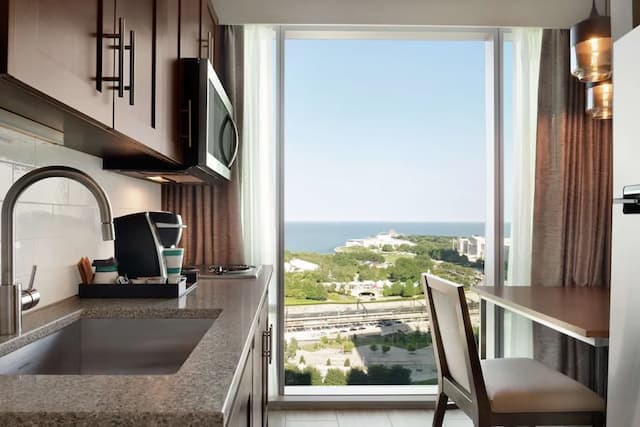 ホームウッド スイーツ バイ ヒルトン シカゴ ダウンタウン サウス ループ-スイート 1 ベッドルーム コーナー-3