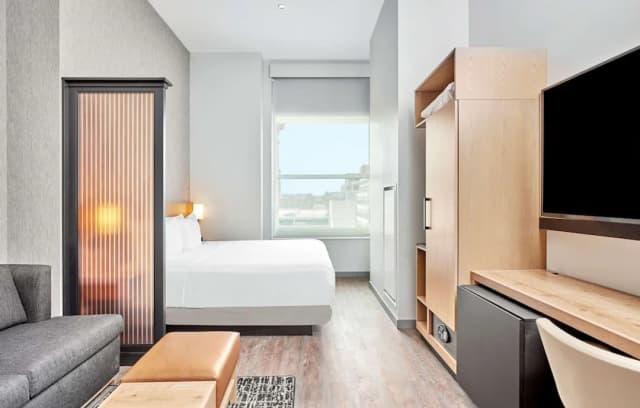 Hyatt Place Chicago Medical/University District-客房, 1 张特大床-2