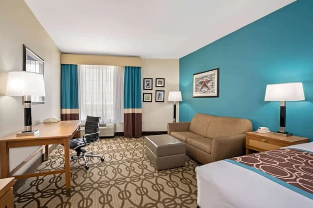 La Quinta by Wyndham Houston Willowbrook Vintage Park-Room, 1 King Bed, Non Smoking-1