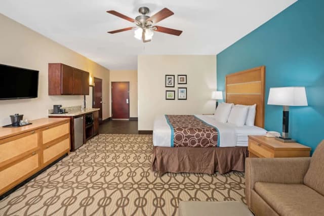 La Quinta by Wyndham Houston Willowbrook Vintage Park-Deluxe Suite, 1 King Bed, Non Smoking-2