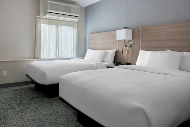 TownePlace Suites by Marriott New York Brooklyn-開放式客房, 2 張加大雙人床, 廚房 (Hearing Accessible)-1