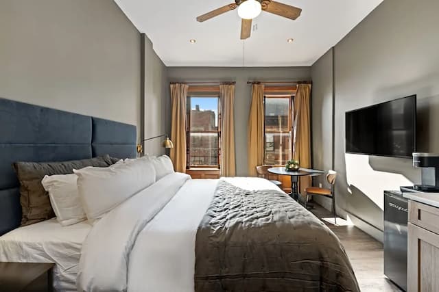 히스토릭 블루 문 호텔 - NYC-슈피리어룸, 킹사이즈침대 1개-1