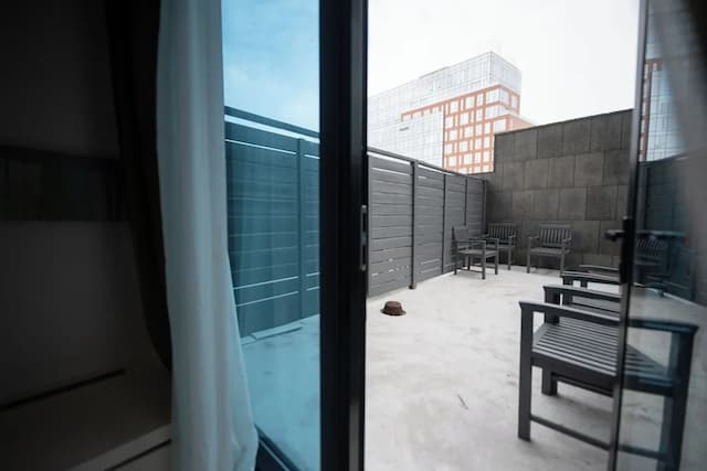 The One Boutique Hotel-Room, 1 King Bed, Balcony-8