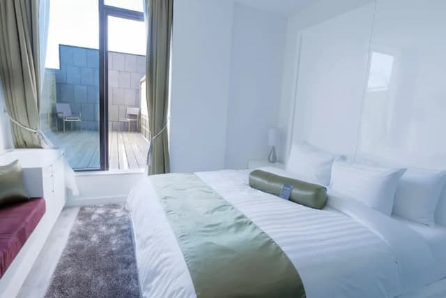 The One Boutique Hotel-Room, 1 King Bed, Balcony-1