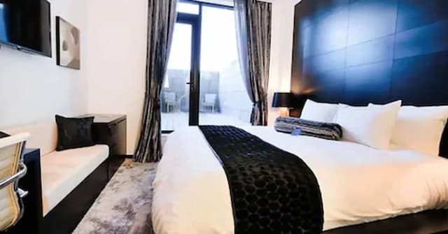 The One Boutique Hotel-Room, 1 King Bed, Balcony-2