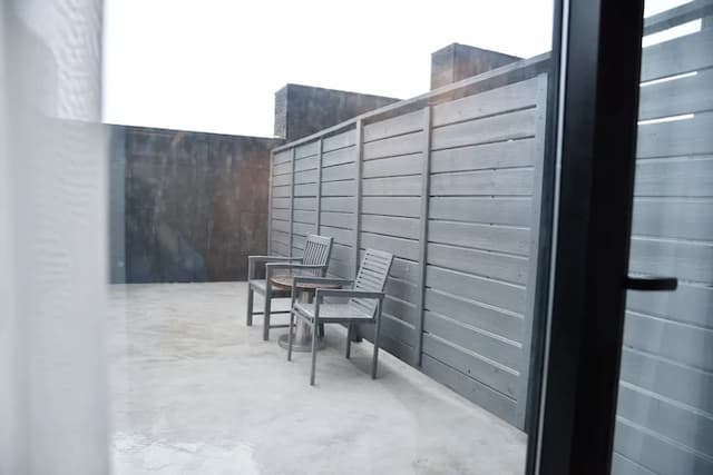 The One Boutique Hotel-Room, 1 King Bed, Balcony-7