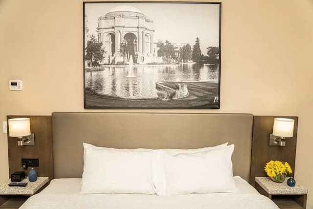 ハンプトン イン サンフランシスコ ダウンタウン / コンベンション センター-ルーム キングベッド 1 台 冷蔵庫 シティビュー-3